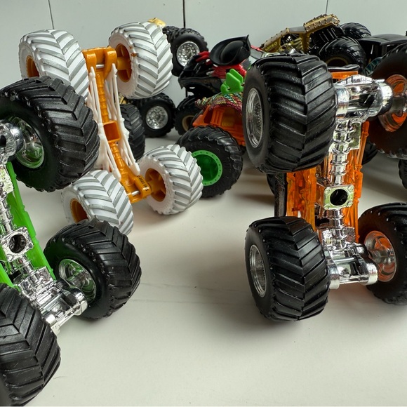 Monster Truck Hot Wheels Captains Curse Grave Digger El Toro Loco Bulldozer more - Picture 6 of 9
